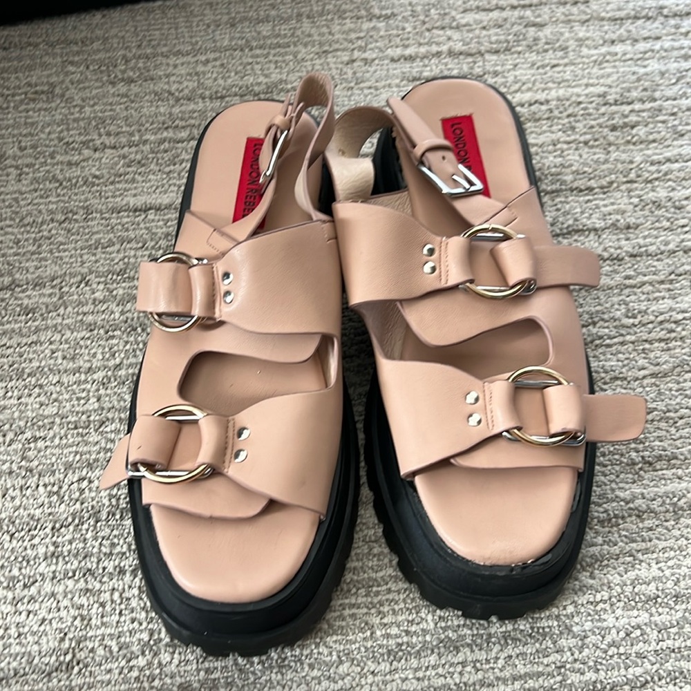 London Rebel Chunky Sandal in Blush